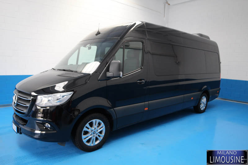 Mercedes Sprinter Extra Long Deluxe Minibus Mercedes Sprinter Extra Long Deluxe Minibus